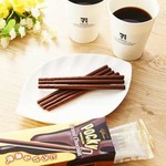史上最も口どけの良いポッキー、グリコとセブン-イレブンが共同開発。
