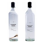 サソリと蛾の幼虫の&ldquo;昆虫酒&rdquo;フルボトルで