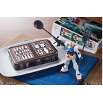 「ガンプラ 第1号」がケーキに、「1/144ガンダム」の要素盛り込む。