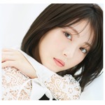 浜辺美波、映画で共演した永作博美は「ミステリアス」