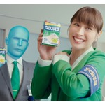 &ldquo;課長&rdquo;広瀬アリス、&ldquo;部下&rdquo;CGのはるおと「サロンパス」新CMに