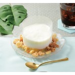 ローソン、ふわしゅわとろり&ldquo;変身&rdquo;パンケーキ