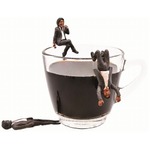 黒い&hellip;コーヒー&times;松崎しげる、色の親和性からフィギュア5種が爆誕。