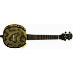 ウクレレと三線が合体の新楽器、ボディは三線でネックはウクレレに。