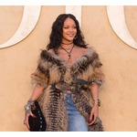 リアーナに動物愛護団体「毛皮のコート寄付を」