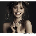 ジョニー・デップ娘の&ldquo;手ブラ&rdquo;に絶賛の嵐