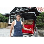 武井壮&ldquo;ベビー・グルート&rdquo;を人力車でおもてなし