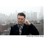 D・ボウイから「ありがとう」、新作大ヒットでファンに感謝の1枚。