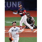 鈴木の先制ソロ　野球