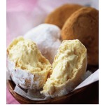 八天堂初「くりーむドーナツ」、とろけるクリームがたっぷりの2種類。