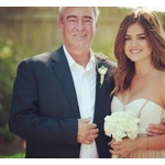 SNSで「私って太ってる」発言、米女優が謝罪