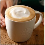 スターバックス ラテを一新へ、1996年の日本上陸から18年目で初。