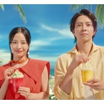 広瀬すず＆山下智久が3度目の共演、&ldquo;夏の装い&rdquo;でマック新CMに