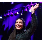 大ヒット曲「愛の哀しみ」のシネイド・オコナーが死去