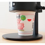 &ldquo;カップ麺の自動調理&rdquo;できるマシン発売