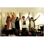 桑田佳祐が女川から生ラジオ、閉局間近の&ldquo;女川さいがいFM&rdquo;に登場。