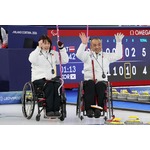 車いすカーリング、３勝目