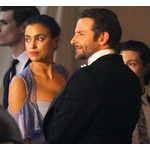 ブラッドリー・クーパー、赤ちゃんにメロメロ