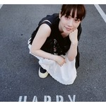 のん、&ldquo;HAPPYな場所&rdquo;で撮影した私服オフショットに歓喜の声