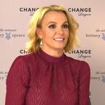 ブリが観客に「クソったれ！」、公演中に「太ったビッチ」と言われ応酬。