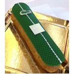 「ラコステ」エクレア実食レポ、創業80周年でフォションとコラボ。