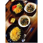 山田優の手料理が美味しそう、野菜嫌いの弟用は「冷やし中華の具ないねｗ」。