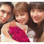 平愛梨、誕生日に&ldquo;アモーレ&rdquo;から32本のバラ