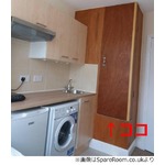 キッチンの棚の中にトイレ設置、料理している時に誰か用を足したら&hellip;。