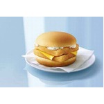 フィレオフィッシュがダブルに、白身魚フライ好き歓喜のボリュームUP。