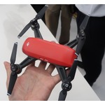 &ldquo;いいとこ取り&rdquo;手のひらサイズの簡単ドローン