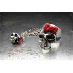 キティちゃんがスカルアクセに、シルバーの指輪とネックレス登場。