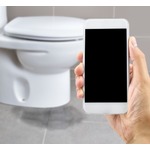 革製ケース使用のスマホ、便座の17倍&ldquo;不潔&rdquo;