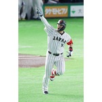 喜ぶ鈴木　野球