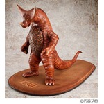 25万円の本革怪獣フィギュア、職人ハンドメイドの「ゴモラ」再び。