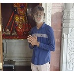 世界で数人&ldquo;オオカミ症候群&rdquo;の少年、ユニークな自分と生きる