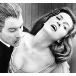 &ldquo;ハマーホラー映画のヒロイン&rdquo;死去