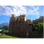 日本最大の立体カラクリ迷路、無数のカラクリと上下左右の移動に挑む。