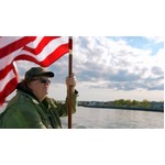 「マイケル・ムーアの世界侵略のススメ」予告編解禁、世界9か国へ出撃。