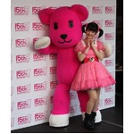 ももちがポスペ15周年お祝い、東京・渋谷に記念カフェがオープン。