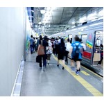 理想は会社まで&ldquo;24分・5駅&rdquo;、半数以上が「ある程度離れていたい」。