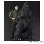 人間大の巨大ゴジラフィギュア、お値段448万円