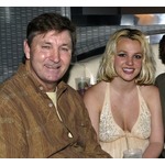 ブリトニー・スピアーズの父が&ldquo;脚切断&rdquo;、数回の手術の甲斐なく