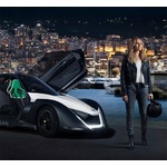 マーゴット・ロビー&times;日産、超クールなPV映像