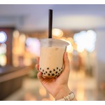 SNS投稿用「食べ物撮影代行」が話題、1件100円前後