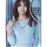 &ldquo;驚異の10頭身&rdquo;香川が「Oggi」に、今後もレギュラーモデルとして登場。