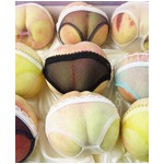 【写真】パンティー穿いた桃の人気沸騰、セクシーすぎる&ldquo;エロ桃&rdquo;。