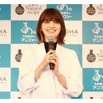 マギー、初の白衣姿に「テンション上がります」