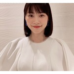 のん、白雪姫のような白いドレス姿に反響「美しい」「ステキ」