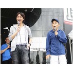 ナイナイANNファン4000人が列、地元・大阪でムック本発売イベント。