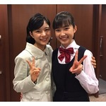 芳根京子&ldquo;母娘ショット&rdquo;に「似すぎ」の声殺到